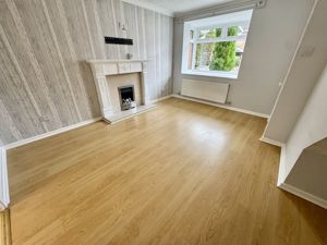 Lounge- click for photo gallery